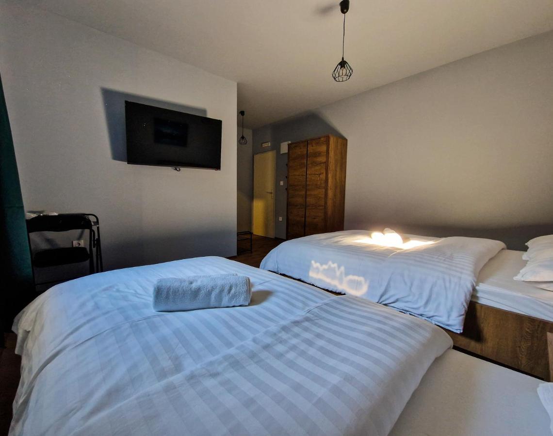 Xxl Rooms Osijek Luaran gambar