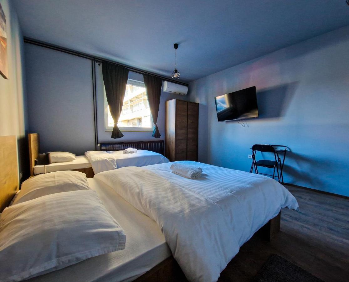 Xxl Rooms Osijek Luaran gambar